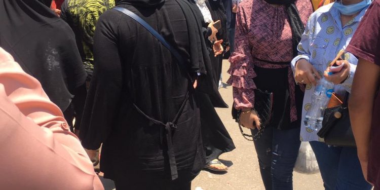 طالبات مدرسة الأوقاف: سعداء بامتحان علم النفس والاجتماع