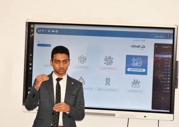 جامعة قناة السويس تواصل خطتها لميكنة القطاعات  والتحول الرقمي