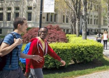 الدنمارك تقلل أعداد الطلاب الدوليين في الجامعات بنسبة 25٪