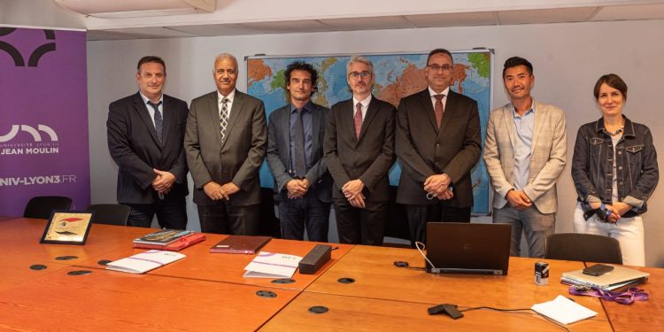 جامعتا العلمين وليون 3 الفرنسية تبرمان اتفاقية شراكة