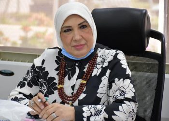 جامعة  قناة السويس تناقش  إنشاء برامج بينية بين الأقسام والكليات