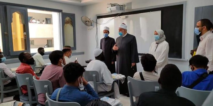 وكيل الأزهر يفتتح مدرسة الإمام الطيب لتحفيظ القرآن الكريم