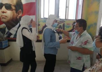 قلم صيني.. «التعليم» تكشف خدعة طالبة بامتحان الكيمياء