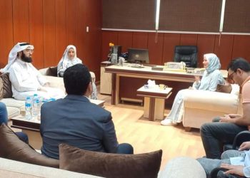 رئيس تطوير الوافدين تستقبل مؤسسي جمعية العائلة البحرينية وآل البيت والصحابة