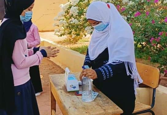 بدء امتحان اللغة الأجنبية الأولي لطلاب الشعبة الأدبية