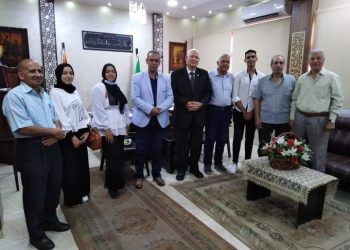 وكيل وزارة التعليم بالقليوبية يهنئ أوائل الدبلومات الفنية