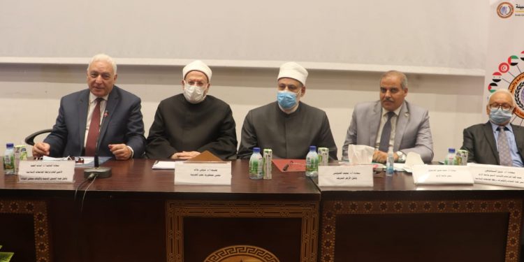 المحرصاوي يؤكد حق مصر في مياه النيل ولجامعة الأزهر دور كبير في خدمة المجتمع