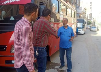 نقابة المعلمين بملوي تجهز أتوبيسات لنقل المراقبين والملاحظين إلى اللجان