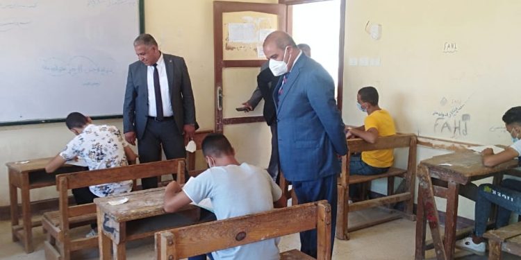 قيادات الأزهر تتفقد لجان امتحانات الشهادة الثانوية الأزهرية بمحافظة الفيوم