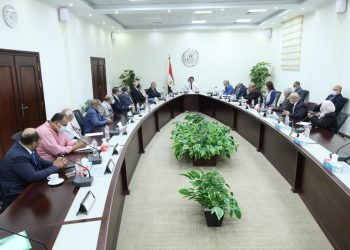 وزير التعليم العالي يطالب المعاهد الخاصة بسرعة تعديل اللوائح