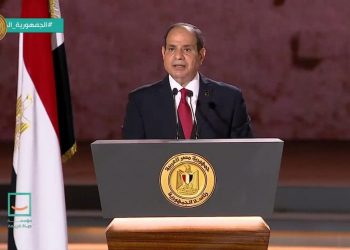 نقيب المعلمين عقب مشاركته فى احتفالية حياة كريمة: نساند الرئيس فى كافة القرارات