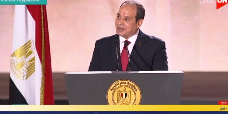 توضيح مهم لوزير التعليم بشأن تقليل الكثافات في المدارس