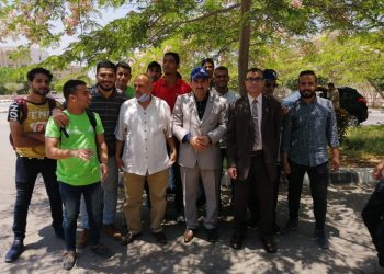 زراعة الأزهر بالقاهرة تقوم بحملة نظافة و تجميل داخل حرم الجامعة