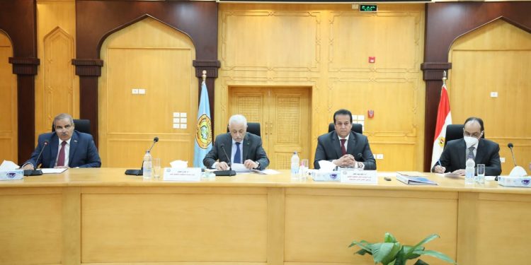 مؤشرات تنسيق الجامعات 2021 .. الطب 91.7 %  والأسنان  91.1%  والصيدلة 90.5% والهندسة مرحلة ثانية بنسبة 78.9%