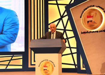 بعد إضافة كتيب وظائف المستقبل.. "التعليم" تكشف حقيقة تغيير مناهج الإعدادي