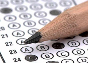 لطلاب الثانوية العامة .. طارق شوقي يشرح أفضل طريقة لحل البابل شيت