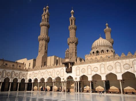 2 أغسطس بدء الاختبارات الإلكترونية لترقية المعلمين بالأزهر