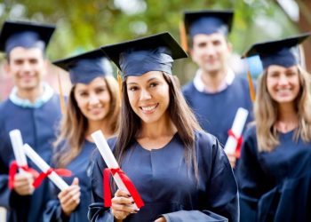 أبرزها فرص دراسية في سويسرا.. منح الجامعات في 24 ساعة