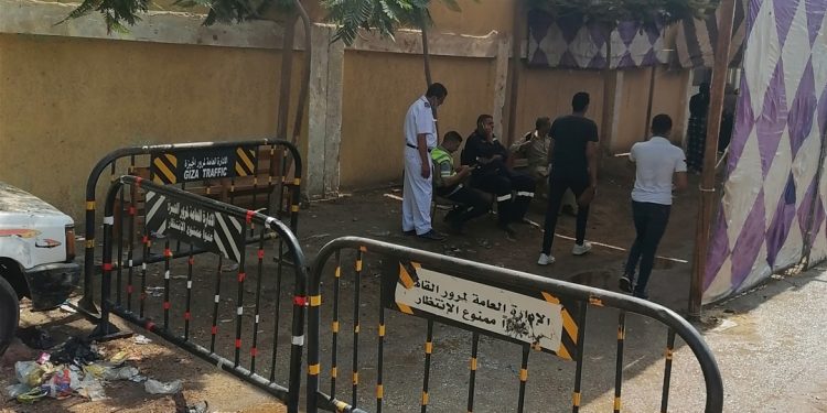 حالة من السعادة على أوجه طلاب الشعبة الأدبية