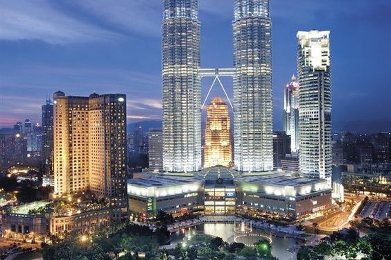 الحكومة الماليزية تقدم منحة لطلاب الماجستير