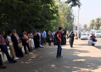 إحدى أولياء الأمور: الثانوية العامة هي السبيل الوحيد لدخول الكليات