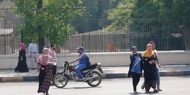 "الأسباني" و "الفرنسي" يعوض الطلاب عن امتحان اللغة العربية.. وشكاوى من صعوبة امتحان "الألماني"