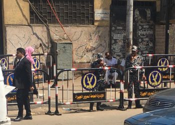 بإجراءات أمنية مشددة.. لجان الثانوية العامة بالهرم تستقبل الطلاب