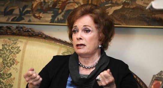  رئاسة الجمهورية تنعى جيهان السادات والسيسي يمنحها وساما