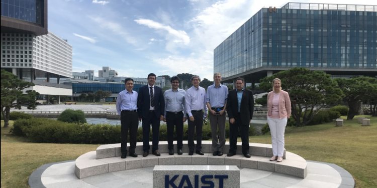 الجامعة الكورية للعلوم والتكنولوجيا تقدم منح دراسية للطلاب