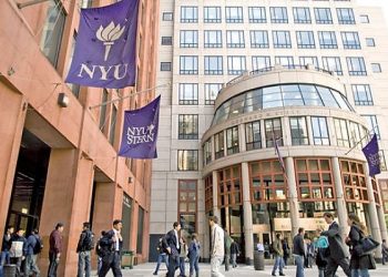 جامعة نيويورك تقدم منحة لطلاب البكالوريوس والدراسات العليا