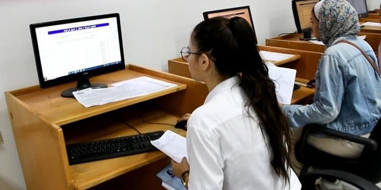 معامل تنسيق جامعة القاهرة تستقبل طلاب الثانوية العامة لتسجيل رغبات المرحلة الثانية