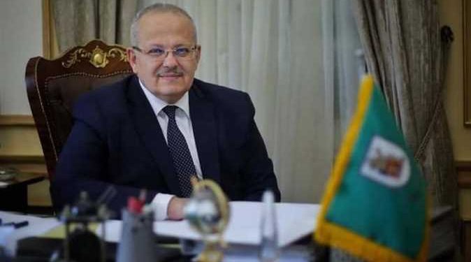 دون رصد أية مشكلات.. انتهاء امتحانات 25 ألف طالب وطالبة بالتعليم المدمج والمفتوح بجامعة القاهرة