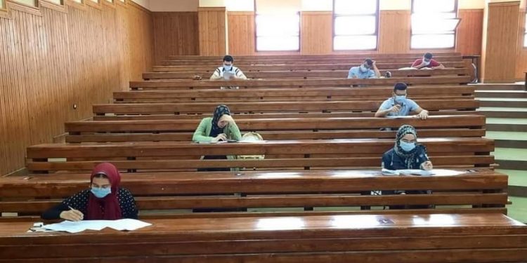 التعليم العالي: 75 الف طالب يسجلون في اختبارات القدرات
