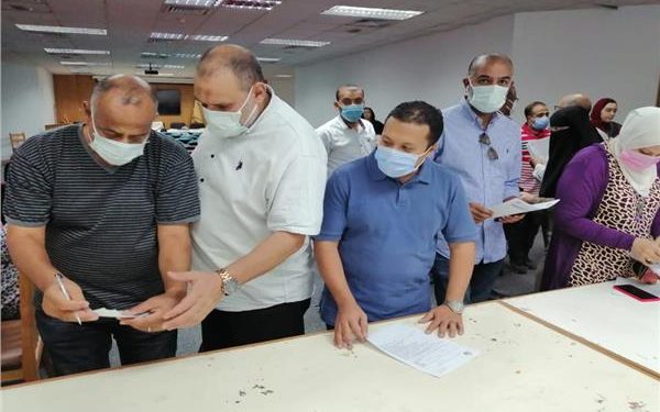 استهداف تطعيم 5000 من منتسبي جامعة حلوان