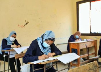 79222 طالب بالدبلومات الفنية يؤدون الامتحان في ثاني أيام امتحانات الدور الثاني