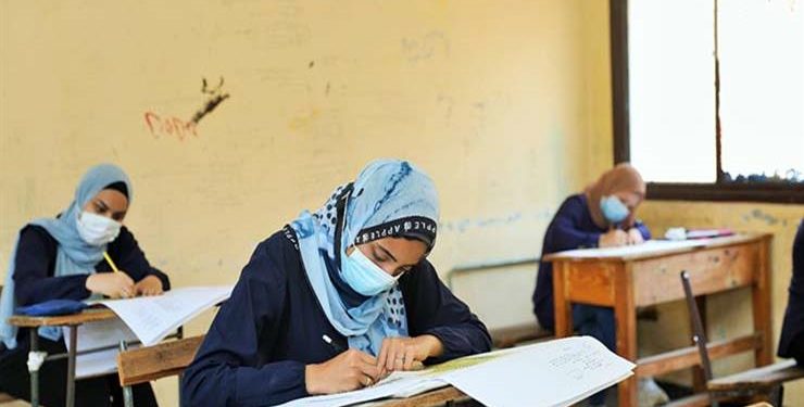 79222 طالب بالدبلومات الفنية يؤدون الامتحان في ثاني أيام امتحانات الدور الثاني