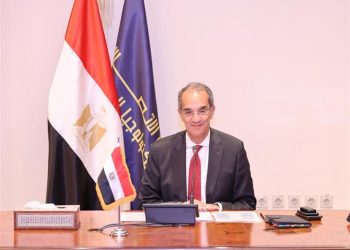 وزير الاتصالات: جامعة مصر للمعلوماتية اختارت المؤامة مع جامعات متفوقة في تخصصها