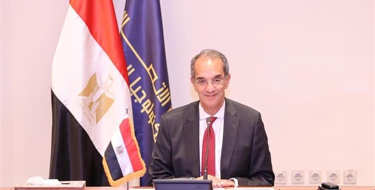 وزير الاتصالات: جامعة مصر للمعلوماتية اختارت المؤامة مع جامعات متفوقة في تخصصها