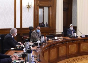 الحكومة: 12 مليون طالب استفادوا من برنامج التغذية المدرسية