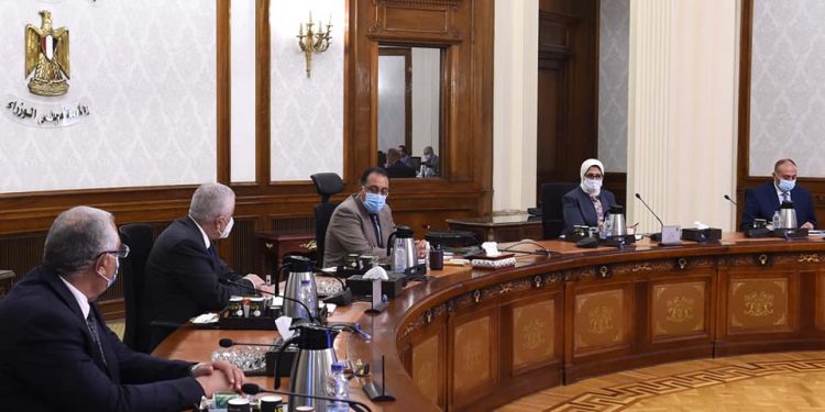 الحكومة: 12 مليون طالب استفادوا من برنامج التغذية المدرسية