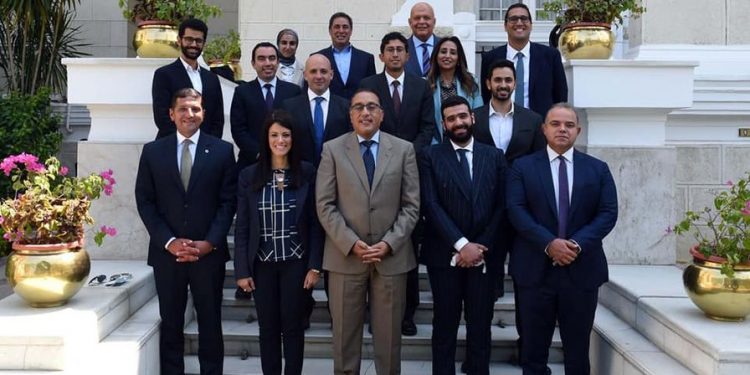 رئيس الوزراء يلتقي شاب مصري أسس شركة وصلت قيمتها لـ 1,5 مليار دولار