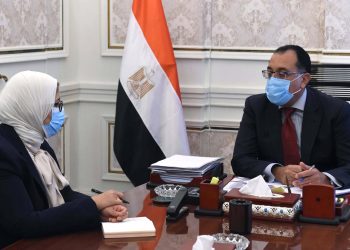 خطوات تلقي العاملين بالتعليم اللقاحات المضادة لكورونا خلال 72 ساعة