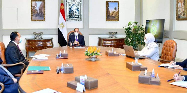 توجيه رئاسي بتوفير حزمة كشوفات صحية للطلاب قبل بدء الدراسة