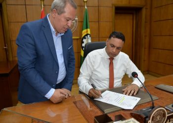 محافظ الدقهلية يعتمد تنسيق القبول مدارس التمريض  2022