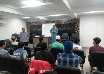 رئيس تطوير الوافدين تتفقد بدء الدراسة في برنامج تعليم اللغة العربية لطلاب تايلاند