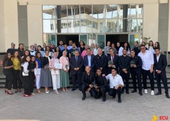 فريق "ايناكتس" بالجامعة المصرية الصينية يحصد المركز الثاني ضمن أفضل 10 مشروعات في مسابقة ريادة الأعمال المحلية