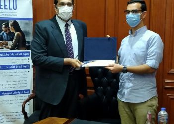 تنسيق الجامعات 2021.. الجامعة المصرية للتعلم الإلكتروني الأهلية تكرم أوائل الثانوية الأزهرية