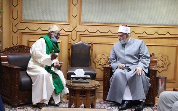 وكيل الأزهر يستقبل مفتي جزر القمر لبحث التعاون المشترك