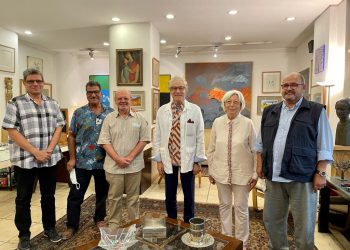 لجنة تحكيم مسابقة التصوير " الرسم " بجوائز فاروق حسني تبحث شروط المنح