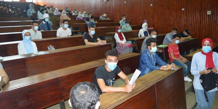 تنسيق الدبلومات الفنية 2021.. بدء تلقى طلبات التقدم لامتحانات المسابقة الموحدة والمركزية